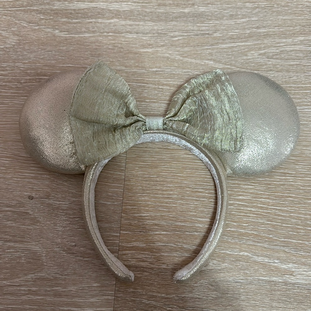champagne gold minnie ears 🤍